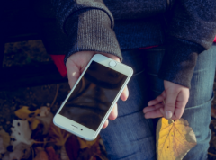 ΢��С����������ӿͷ�ϵ�y����