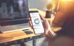 APP�ھ��ͷ�ϵ�y�ļҺ���