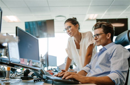 ���Mʹ�þWվ�ͷ�ϵ�y