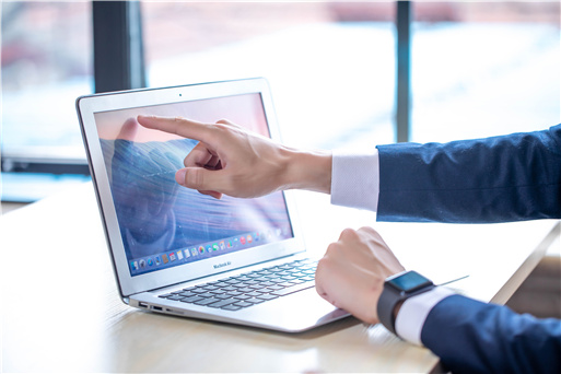 ���b�ͷ�����ϵ�y