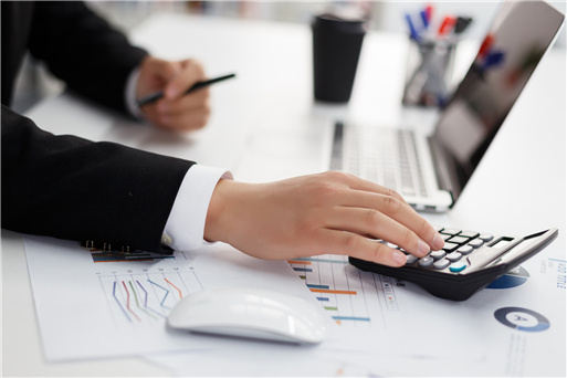 �ۺ�ͷ��C����