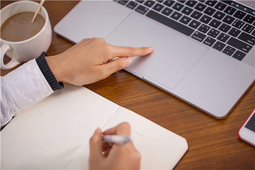 �ͷ���ݻ؏�(f��)ܛ��