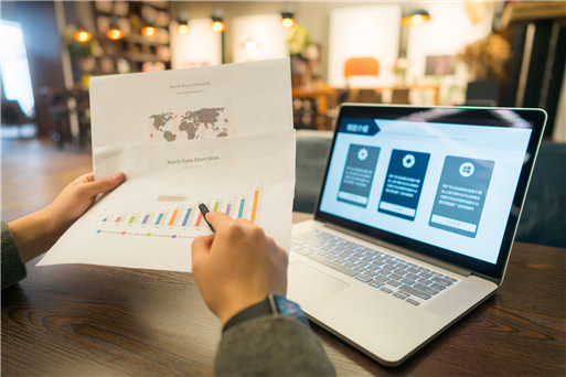 �����W퓿ͷ�