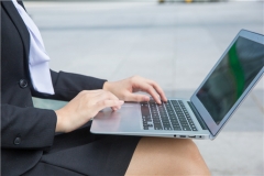 �ͷ�ϵ�y���F���������ӵķ���