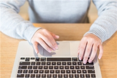 ���Ͽͷ��;��¿ͷ��ą^�e