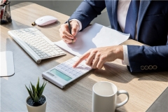 �ͷ��ھ����r(sh��)���칤��