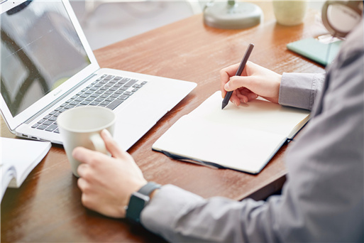 �ھ��ͷ����칤��