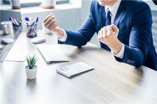 �˹��ھ��ͷ�