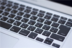 �����ͷ�ϵ�y�M�È�r�Ƕ���