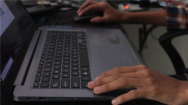 ���M���ܙC���˿ͷ�