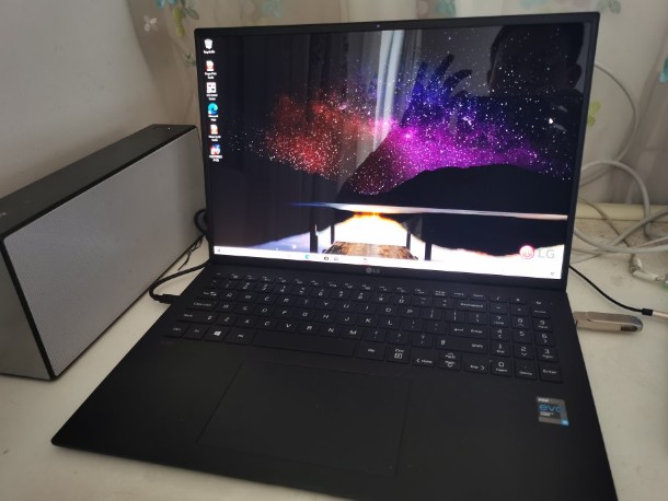 �͑������ͨ