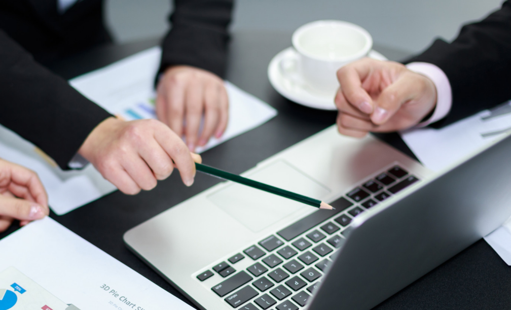 裝飾行業(yè)如何利用套電機(jī)器人提升留聯(lián)轉(zhuǎn)化率